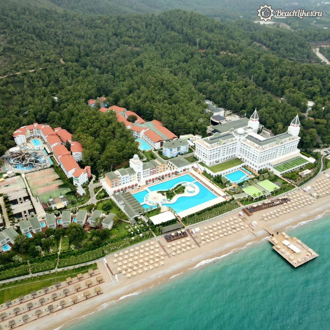 Пляж отеля Nirvana Dolce Vita Tekirova в Турции на курорте Текирова