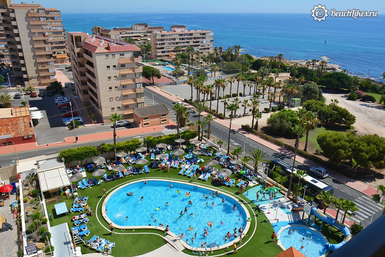 Hotel Playas de Torrevieja у пляжа Ла Мата