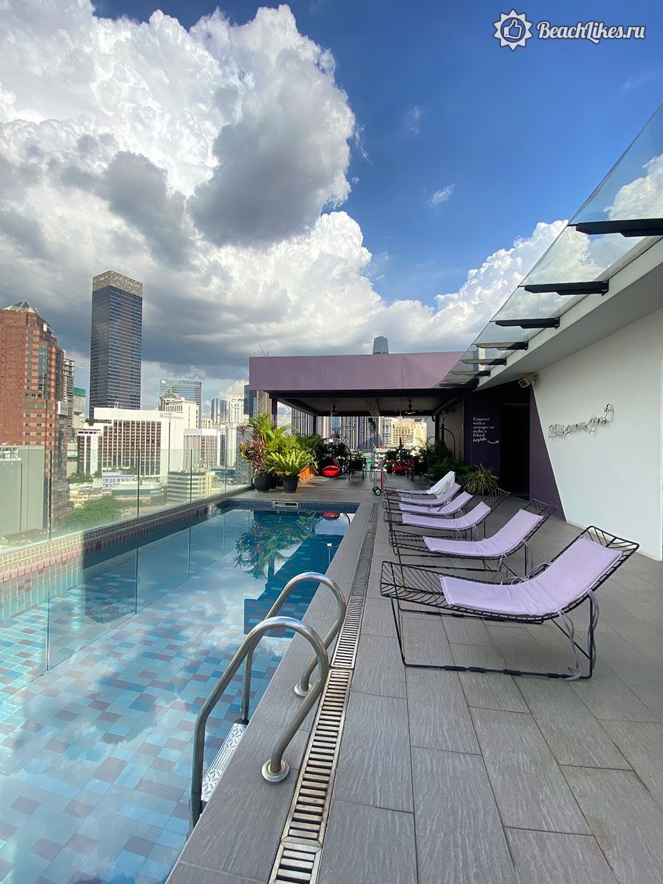 Хороший отель с бассейном в Куала-Лумпуре