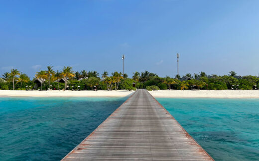 Пляж отеля Heritance Aarah Maldives: райский уголок для идеального отдыха